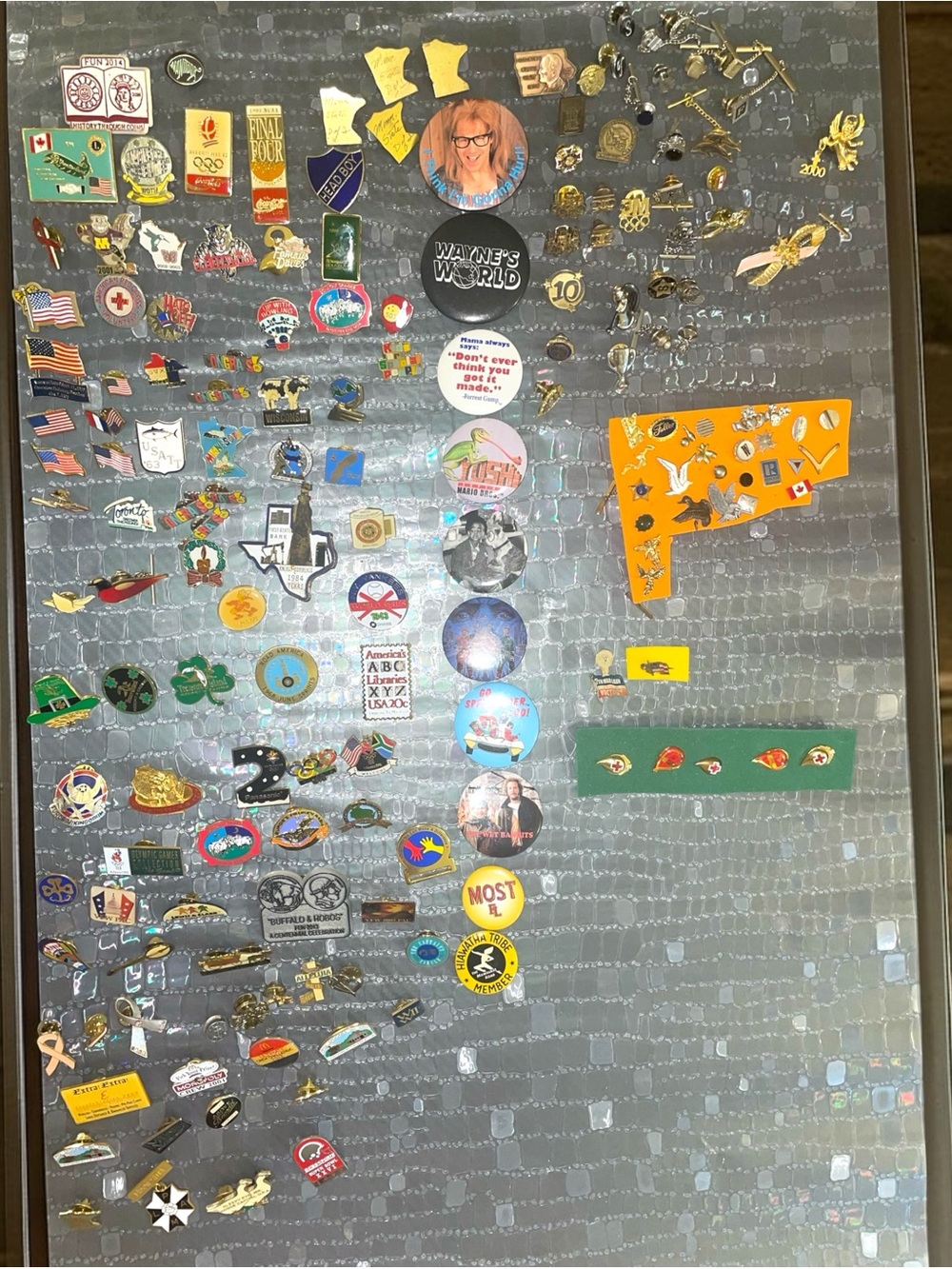 Vintage 175 Pieces Lapel Pin Back Pinback Lot Hat Jacket Vest Badge Junk Drawer